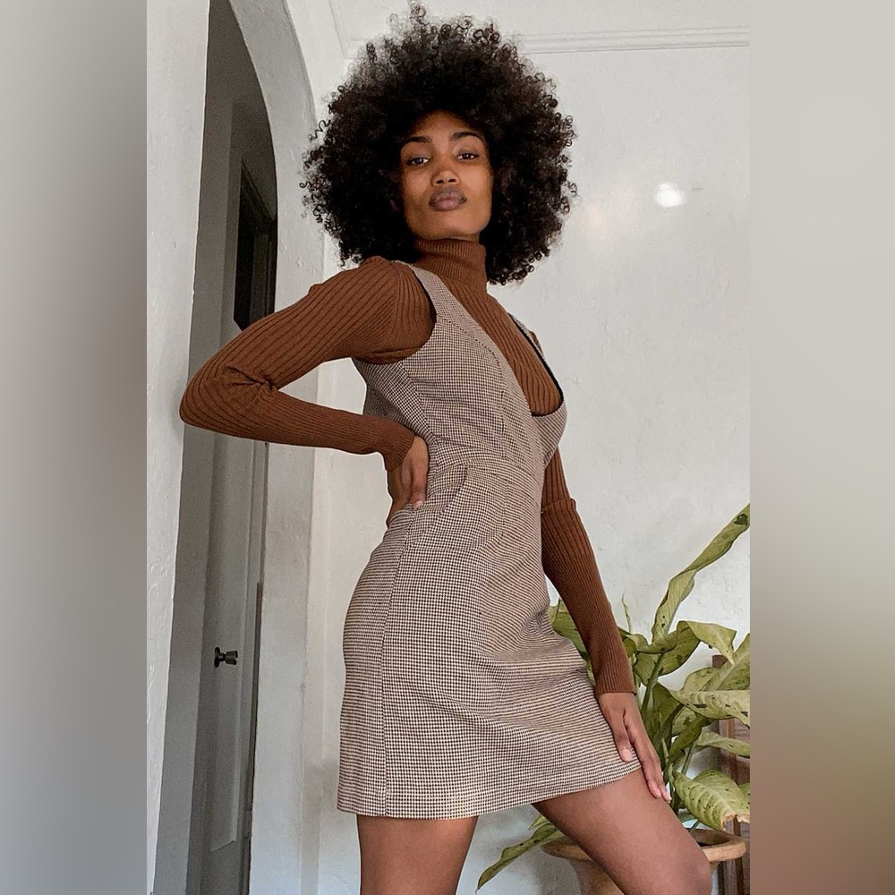 Lulu's Houndstooth Sheath Mini Dress - Picture 4 of 8